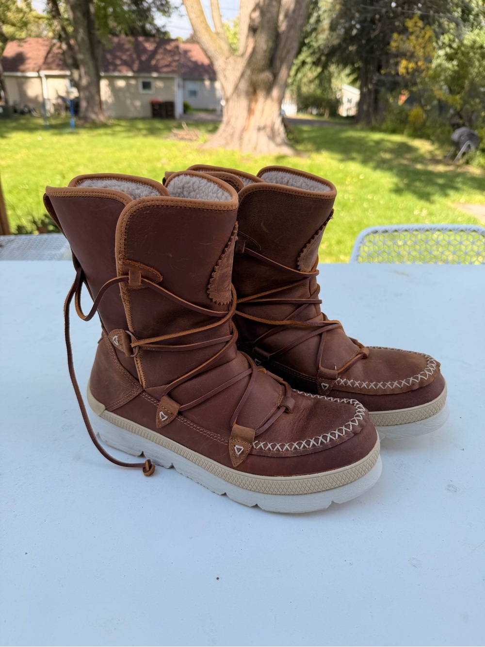 Women's Manitobah Mukluks Boots